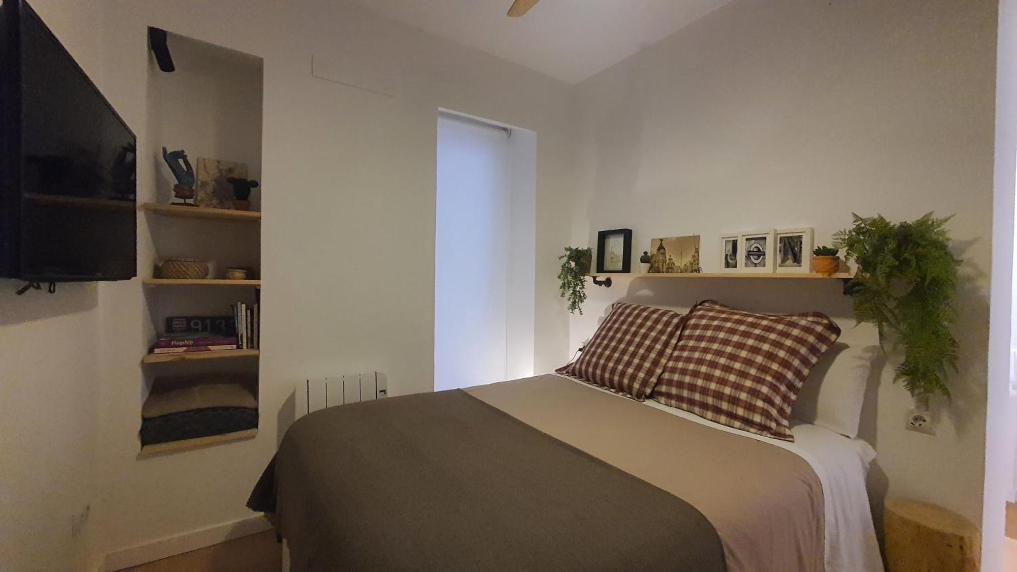 Rentadore Atocha Suites Madrid Eksteriør bilde